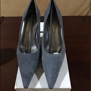 Brand new, in a box : Lumiani Suede pumps